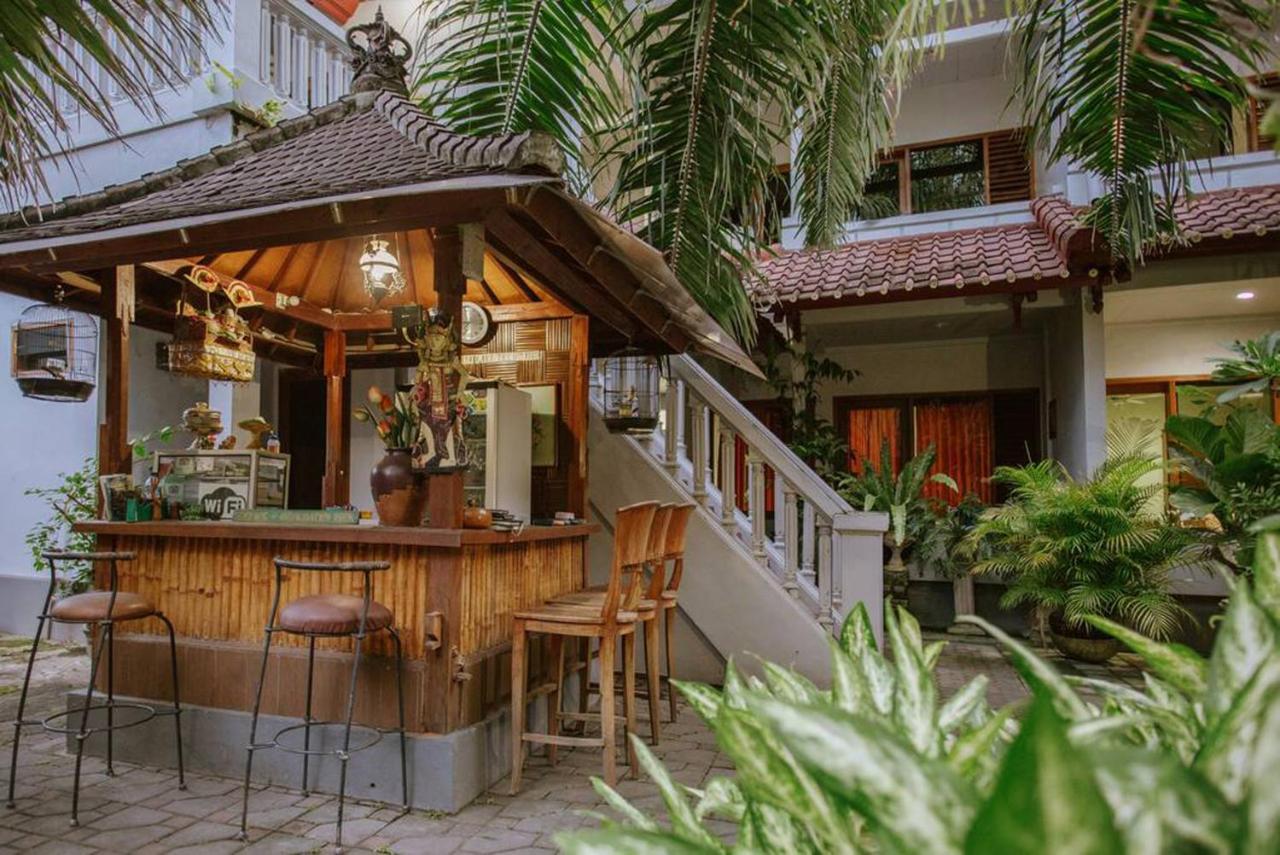 Nakula Familiar Inn Denpasar Extérieur photo